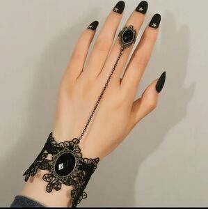 Black Lace Bracelet Ring Inlaid Oval Cut Synthetic Gems Hand Harness Chain
